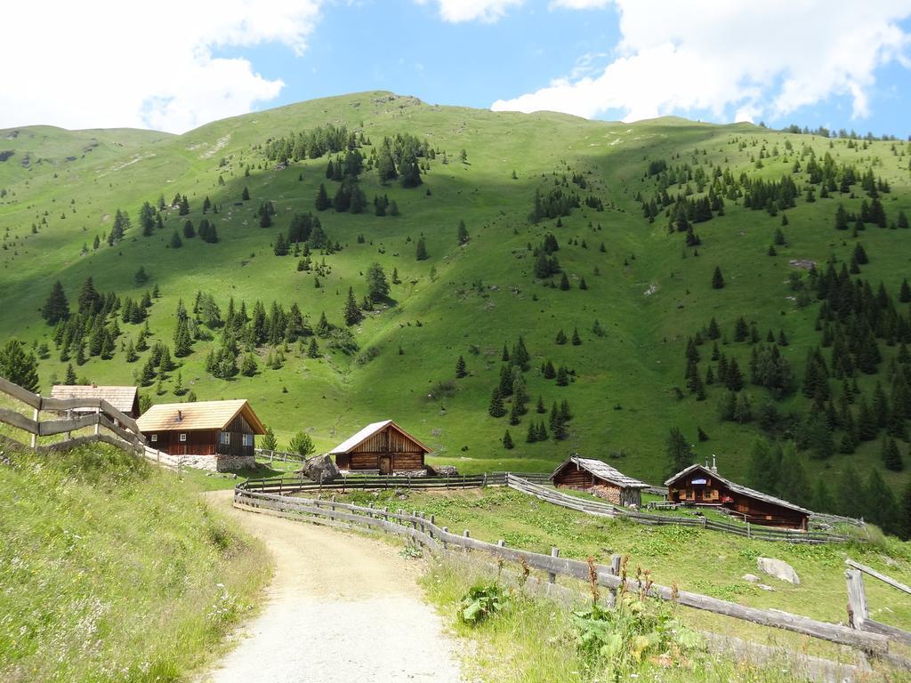 Gastehaus Zwischenberger Lägenhet Obervellach Exteriör bild