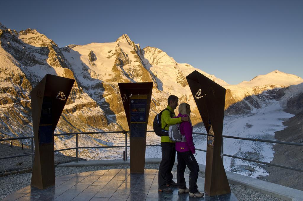 Gastehaus Zwischenberger Lägenhet Obervellach Exteriör bild