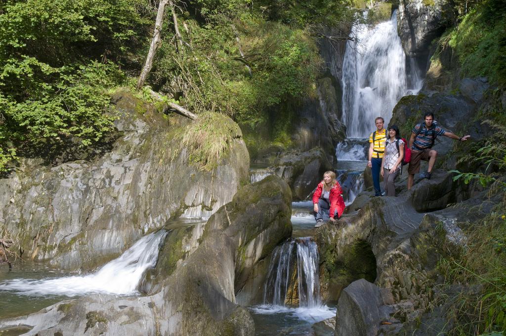 Gastehaus Zwischenberger Lägenhet Obervellach Exteriör bild