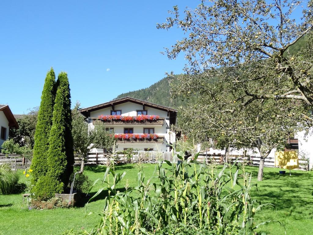 Gaestehaus Zwischenberger Obervellach Exteriör bild