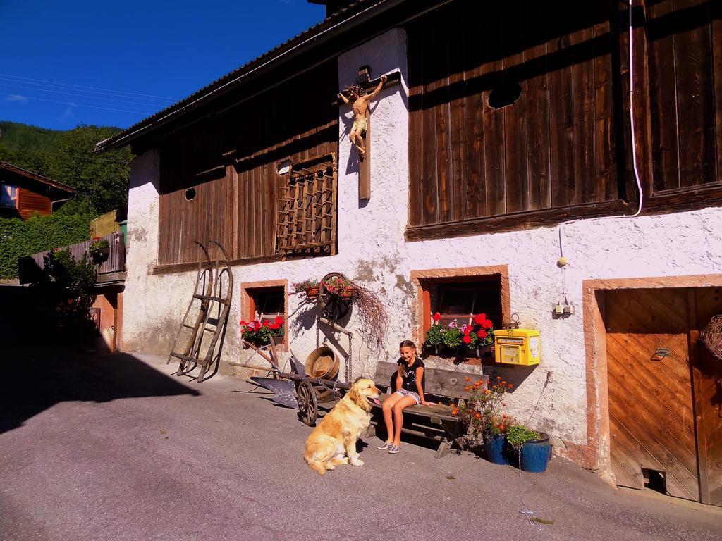 Gastehaus Zwischenberger Lägenhet Obervellach Exteriör bild